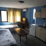 Papagal Hostel Varna