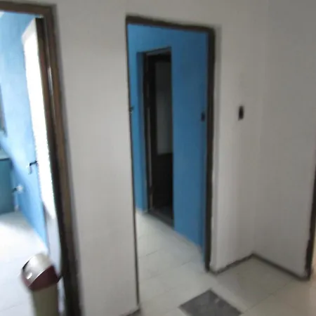 Papagal Hostel Várna