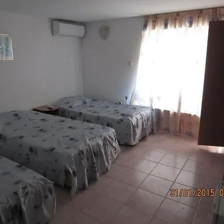 Papagal Hostel *