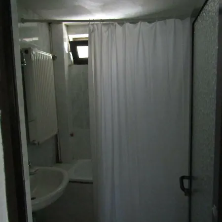 Hostel Papagal