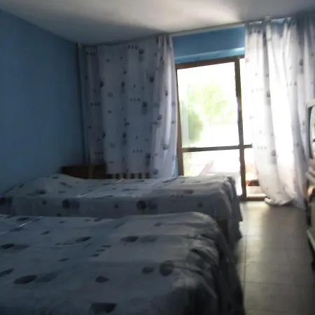 Hostel Papagal