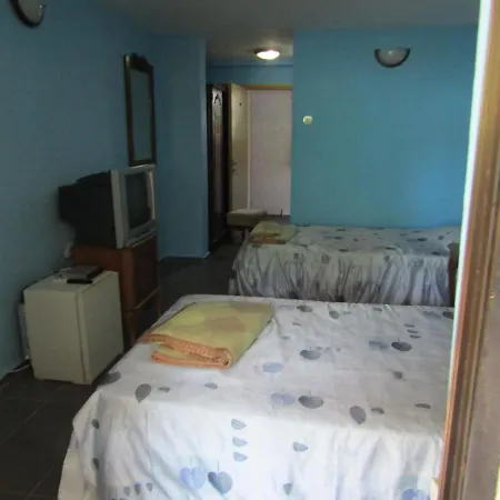 Hostel Papagal *